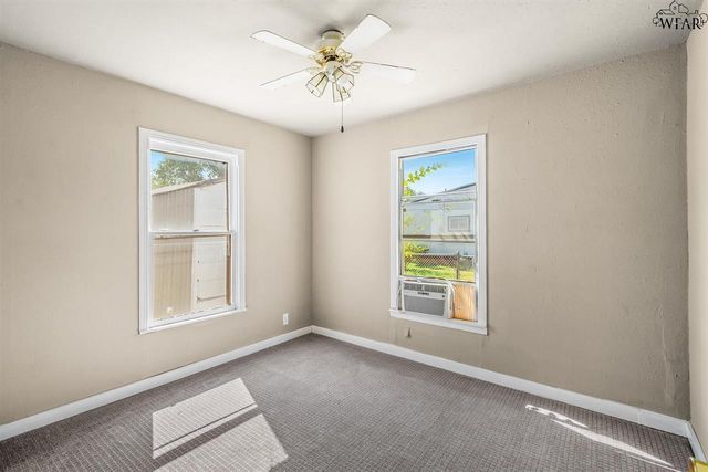 1025 HARLAN AVENUE, Wichita Falls, TX 76306