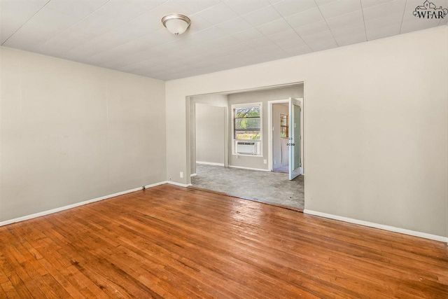 1025 HARLAN AVENUE, Wichita Falls, TX 76306