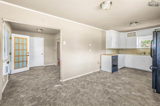 1025 HARLAN AVENUE, Wichita Falls, TX 76306