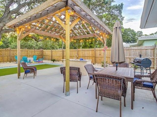 5151 DUHME ROAD, St Petersburg, FL 33708
