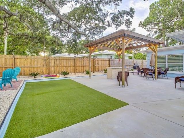 5151 DUHME ROAD, St Petersburg, FL 33708