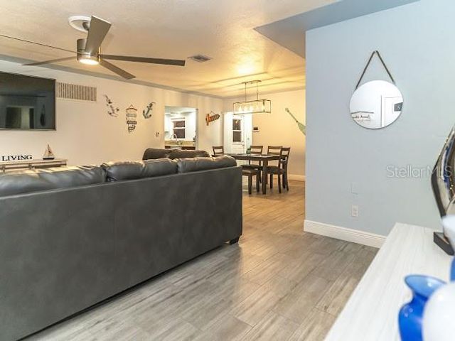 5151 DUHME ROAD, St Petersburg, FL 33708