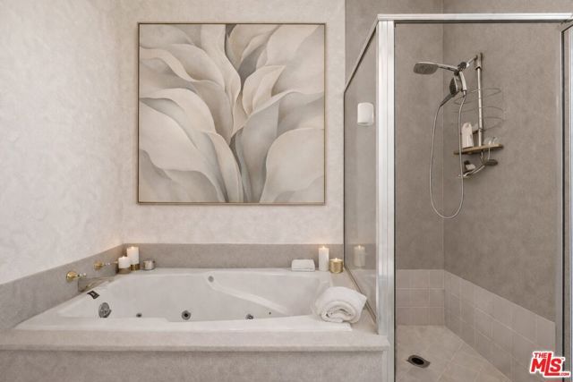 12011 Goshen Avenue 102, Los Angeles, CA 90049