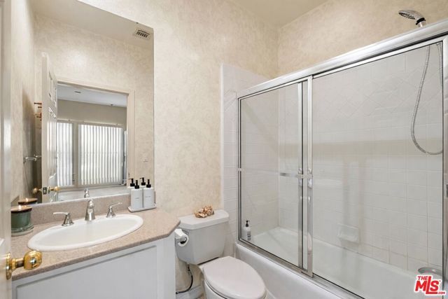 12011 Goshen Avenue 102, Los Angeles, CA 90049