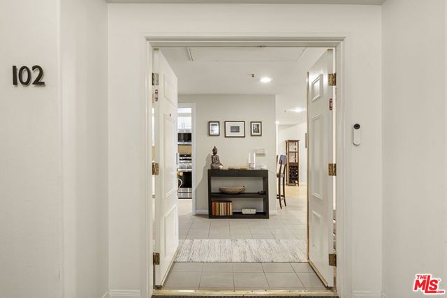 12011 Goshen Avenue 102, Los Angeles, CA 90049