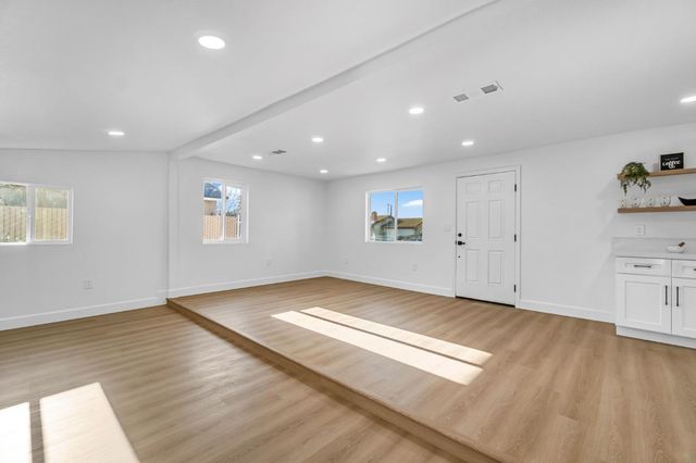 3640 Calvin, Fresno, CA 93725