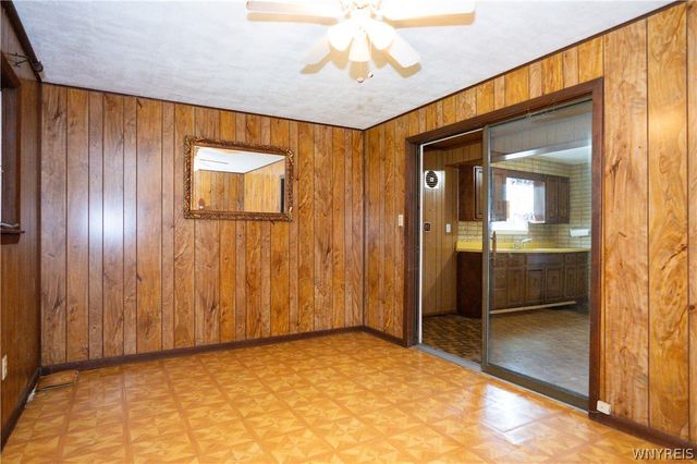 54 Barnsdale Avenue, West Seneca, NY 14224