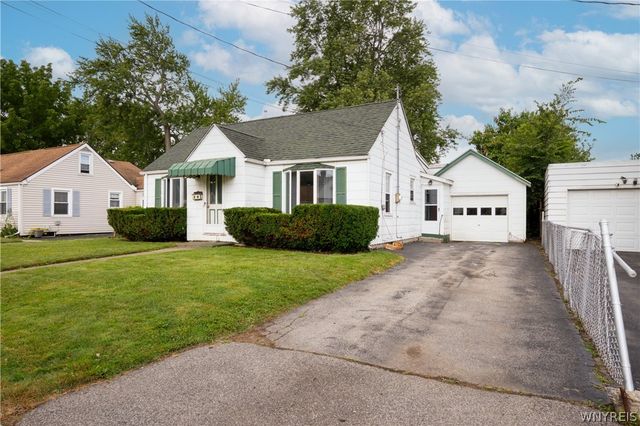 54 Barnsdale Avenue, West Seneca, NY 14224