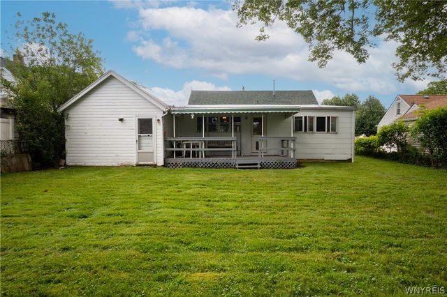 54 Barnsdale Avenue, West Seneca, NY 14224