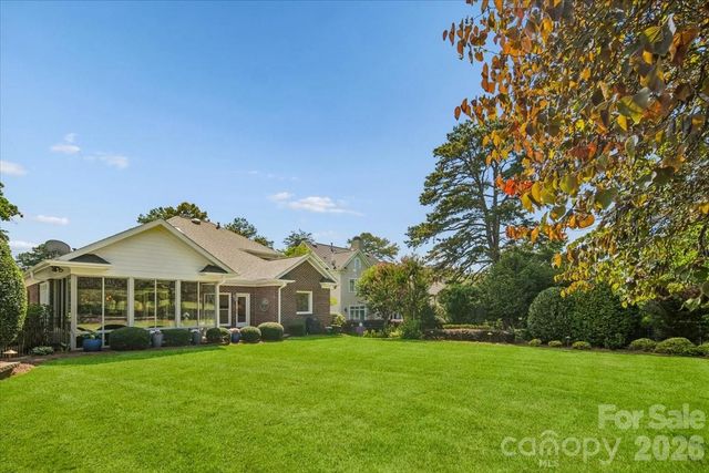 17229 Green Dolphin Lane, Cornelius, NC 28031
