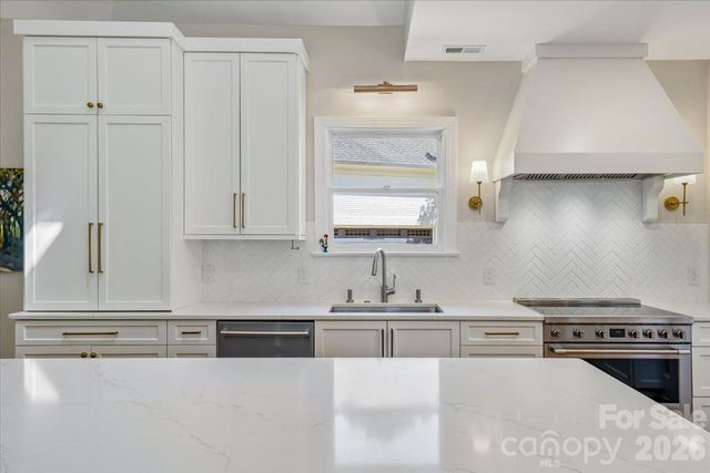 17229 Green Dolphin Lane, Cornelius, NC 28031