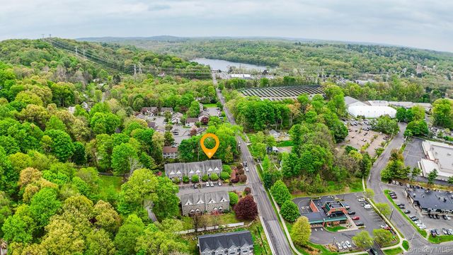 638 E Main Street, Jefferson Valley, NY 10535
