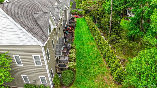 638 E Main Street, Jefferson Valley, NY 10535