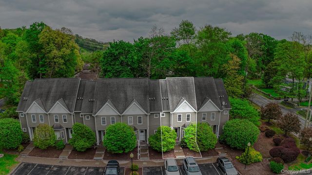 638 E Main Street, Jefferson Valley, NY 10535