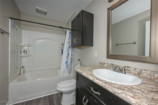 107 County Road 500, West Salem, OH 44287