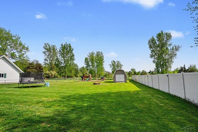 4300 Wheeler Road, Bay City, MI 48706