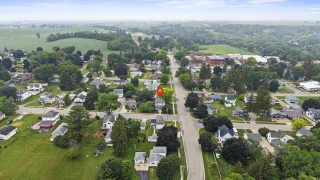 325 S Bridge Street, Markesan, WI 53946