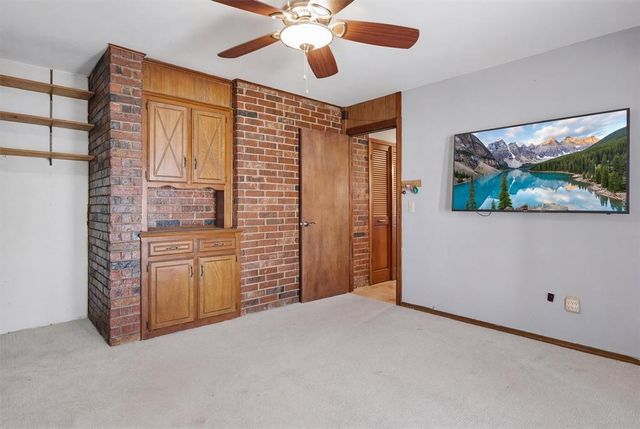 10708 Creekvale Drive, Midwest City, OK 73165