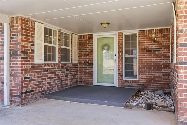 10708 Creekvale Drive, Midwest City, OK 73165