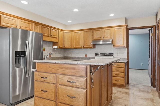 10708 Creekvale Drive, Midwest City, OK 73165