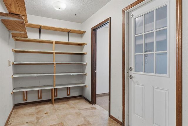 10708 Creekvale Drive, Midwest City, OK 73165