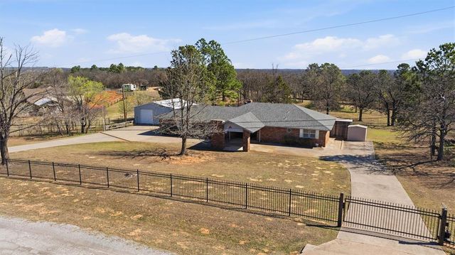 10708 Creekvale Drive, Midwest City, OK 73165