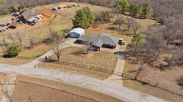 10708 Creekvale Drive, Midwest City, OK 73165