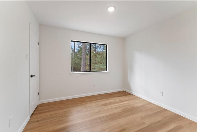 32 Thrush Grove Place, The Woodlands, TX 77381