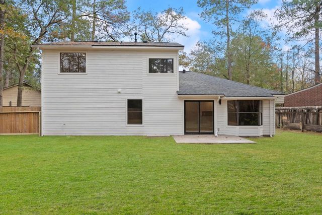 32 Thrush Grove Place, The Woodlands, TX 77381