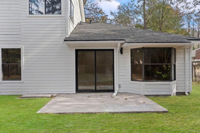 32 Thrush Grove Place, The Woodlands, TX 77381