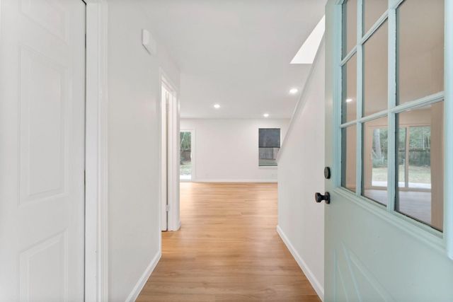 32 Thrush Grove Place, The Woodlands, TX 77381