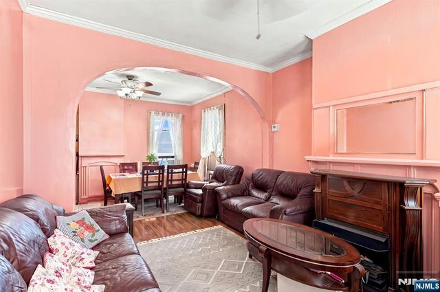 186 Culver Avenue, Jersey City, NJ 07305