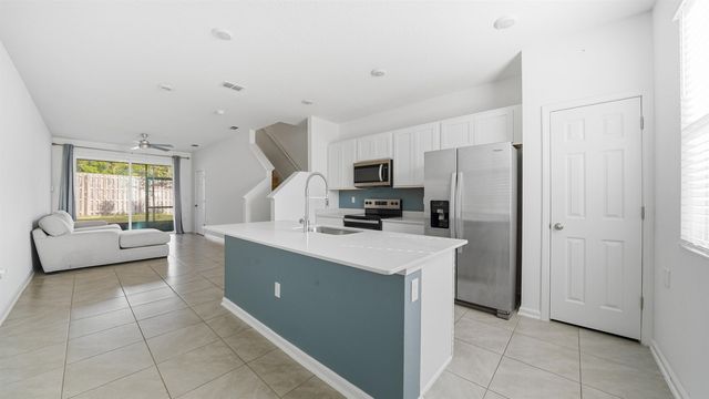 180 Stonegate Ave, St Augustine, FL 32084