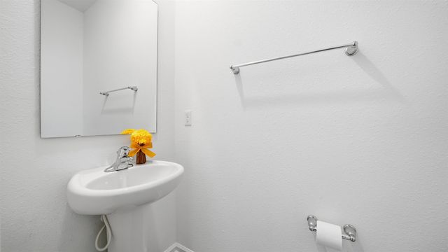 180 Stonegate Ave, St Augustine, FL 32084