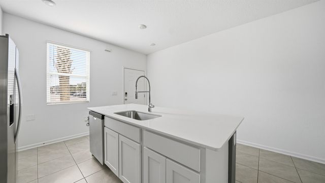 180 Stonegate Ave, St Augustine, FL 32084