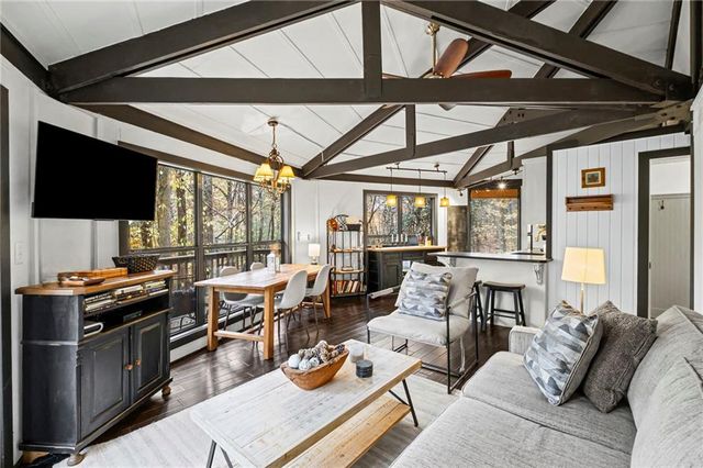 35 Treetop Knoll Drive, Jasper, GA 30143