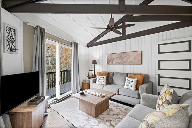 35 Treetop Knoll Drive, Jasper, GA 30143