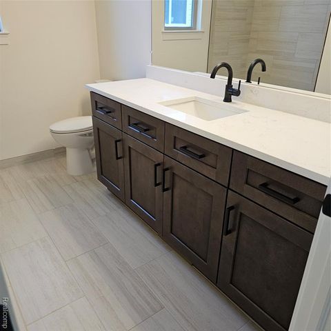 50539 Mistwood Drive, Macomb, MI 48042