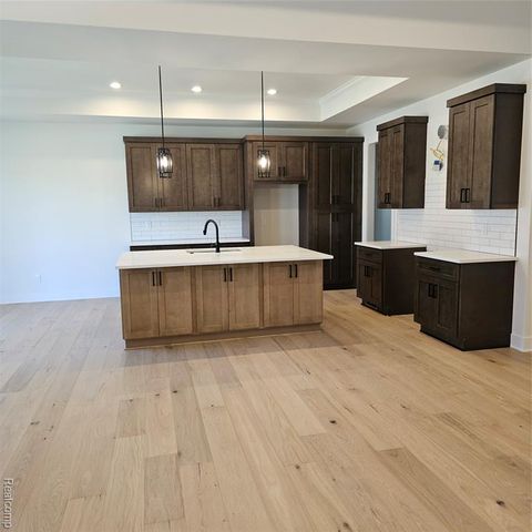 50539 Mistwood Drive, Macomb, MI 48042