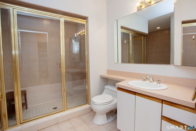 15 Highland Street 101, West Hartford, CT 06119