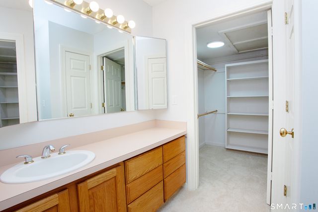 15 Highland Street 101, West Hartford, CT 06119