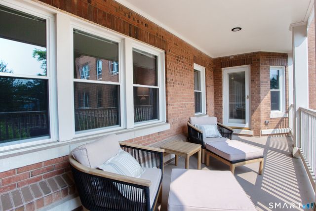15 Highland Street 101, West Hartford, CT 06119