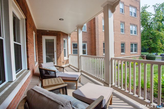 15 Highland Street 101, West Hartford, CT 06119