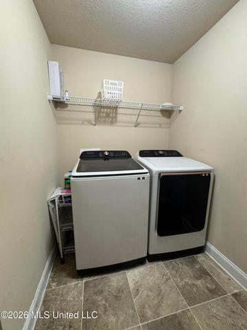 5212 Weathers Drive, Olive Branch, MS 38654