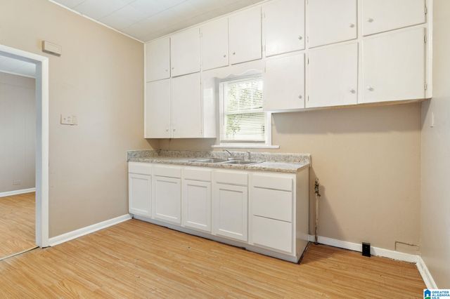 1308 SLOAN AVENUE, Tarrant, AL 35217