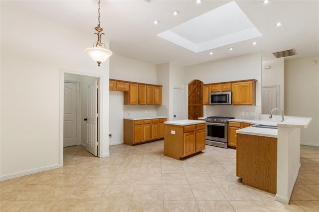 914 Parthenon Place, New Caney, TX 77357