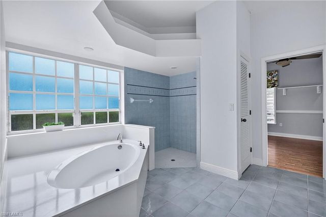 11592 Timberline CIR, Fort Myers, FL 33966
