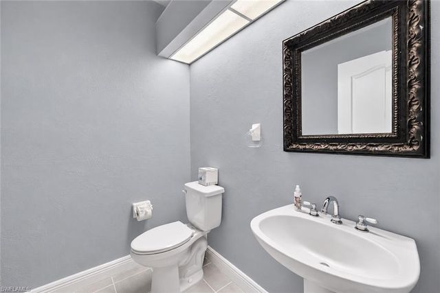 11592 Timberline CIR, Fort Myers, FL 33966