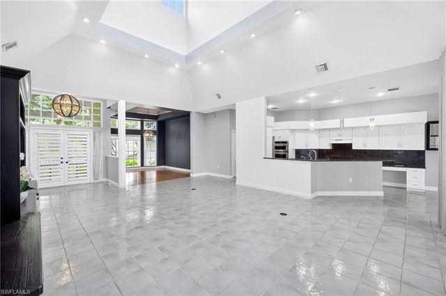 11592 Timberline CIR, Fort Myers, FL 33966