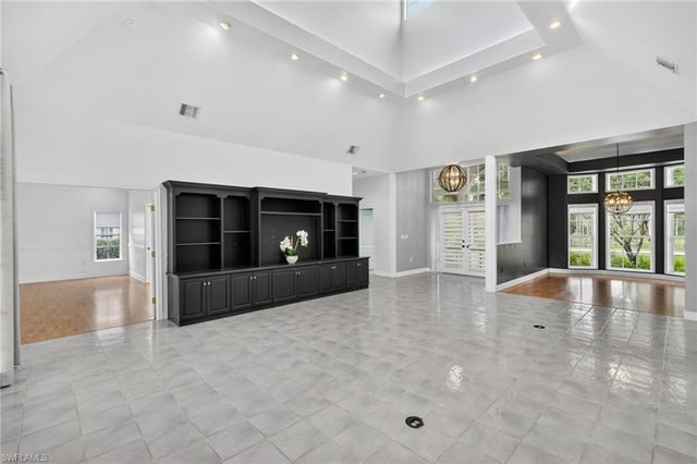11592 Timberline CIR, Fort Myers, FL 33966